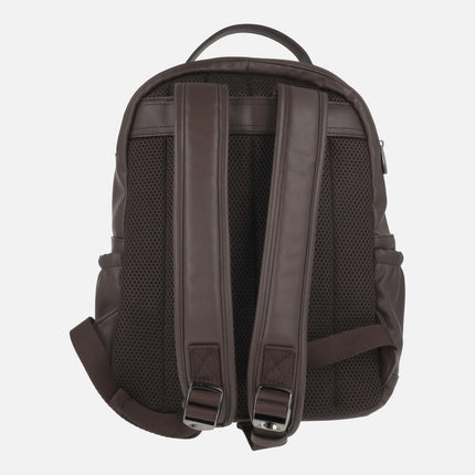 Mochilas para hombre línea Uomo en acabado efecto piel