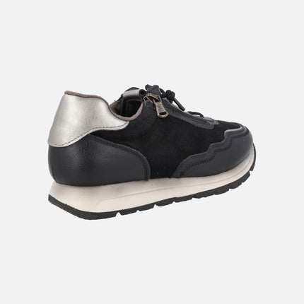 Zapatos deportivos combinados en piel y serraje con cremallera y elásticos