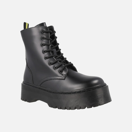 Botas negras para mujer con cordones y plataforma