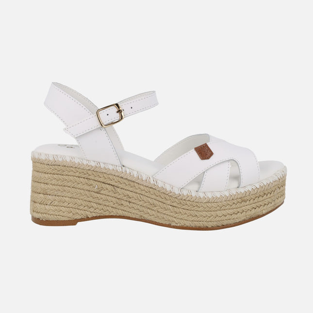 Zapatillas de piel con cuña de esparto Karan