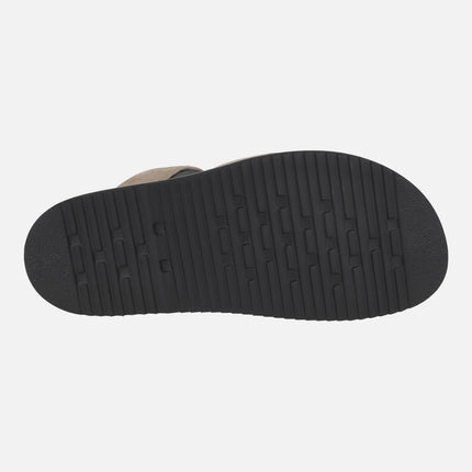 Sandalias de serraje taupe con detalle de pieza para dedo