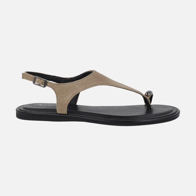 Sandalias planas de piel con pieza para dedo efecto anillo