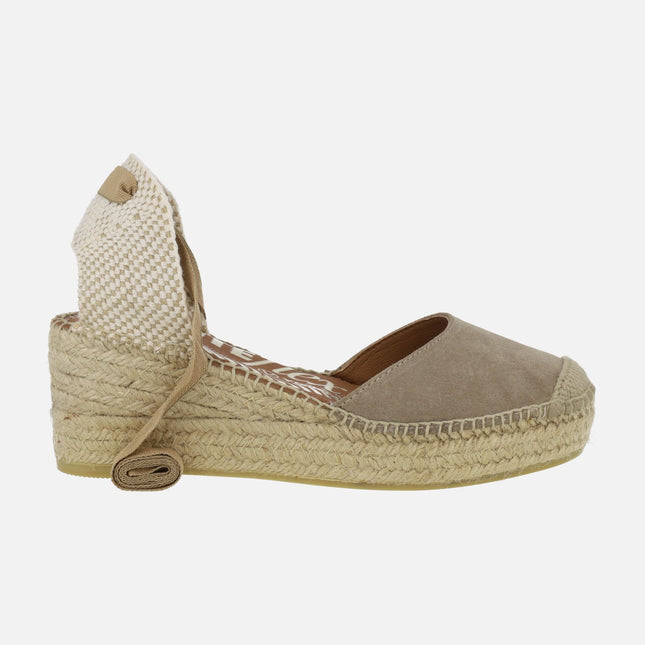 Zapatillas de esparto en serraje taupe con cintas para atar