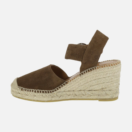 Zapatillas de esparto en ante marrón oscuro con hebilla circular