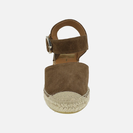 Zapatillas de esparto en ante marrón oscuro con hebilla circular