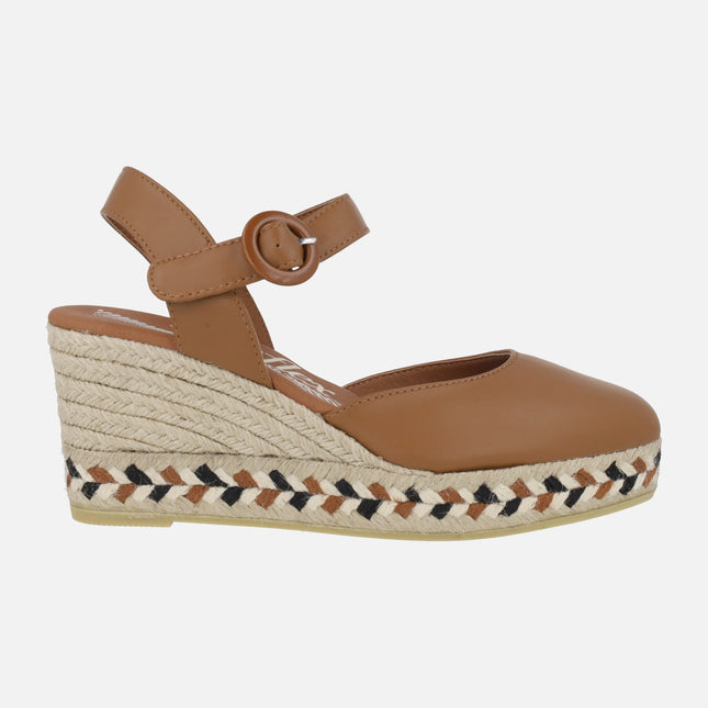 Alpargatas valencianas de piel con hebilla y cuña Yuteflex