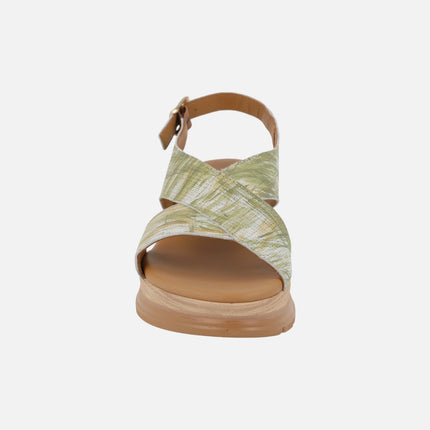 Sandalias de piel con tira al talón en combinado verde