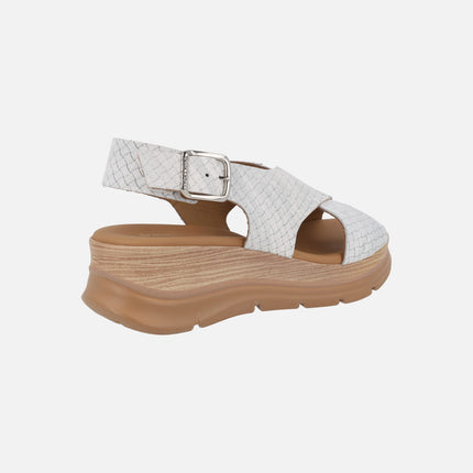 White braided effect leather sandals