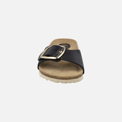 Sandalias bio estilo palas en piel negra con hebilla dorada