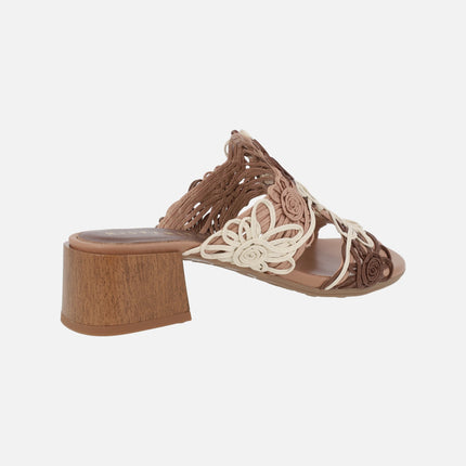 Natural Tulipan braided sandals
