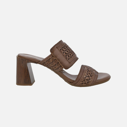 Orquidea slingback mule sandals in leather and raffia