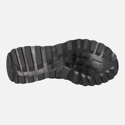 Sandals with wide raffia strap and heel strap with buckle