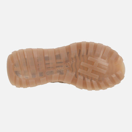 Sandals with wide raffia strap and heel strap with buckle