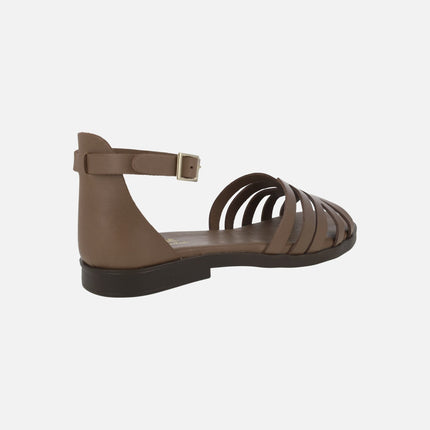 Sandalias planas cerradas de talón con pulsera al tobillo
