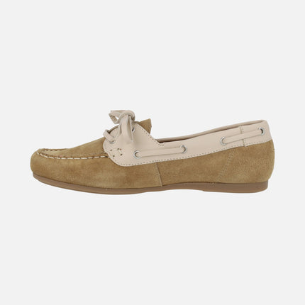 Suede and leather boating shoes with lace closure
