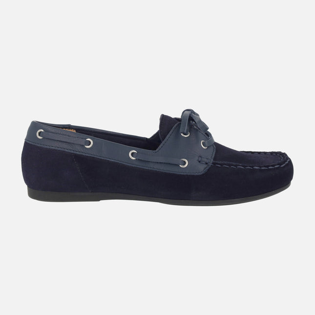 Zapatos náuticos de serraje y piel con cierre de cordones