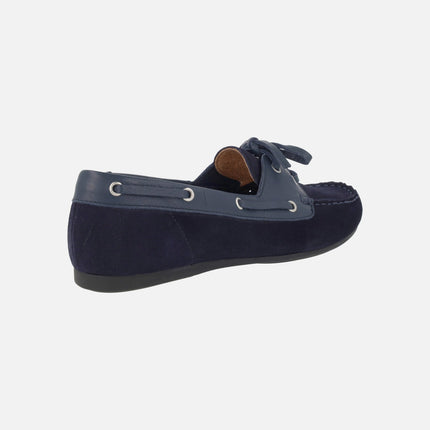 Suede and leather boating shoes with lace closure