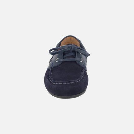 Suede and leather boating shoes with lace closure