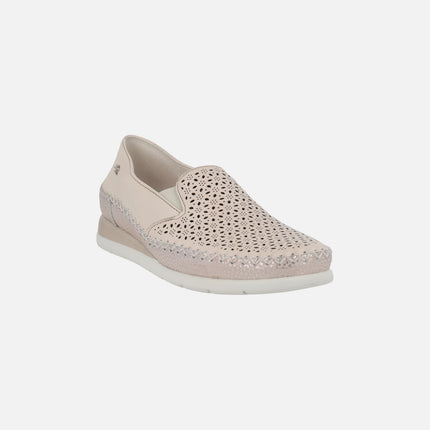 Mocasines confort Sella con picados en piel beige