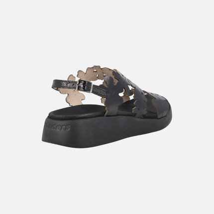 Sandalias en piel charol efecto flores Mar 51