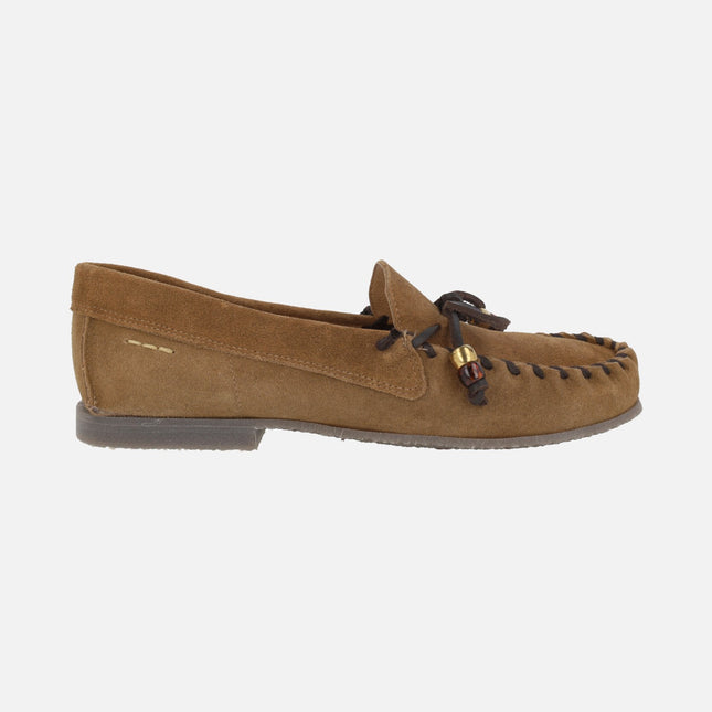 Mocasines de ante para mujer con detalle de lazo y pespuntes