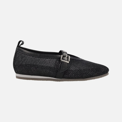 Black ballerinas in mesh fabric with bracelet and buckle