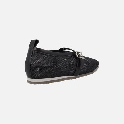 Black ballerinas in mesh fabric with bracelet and buckle