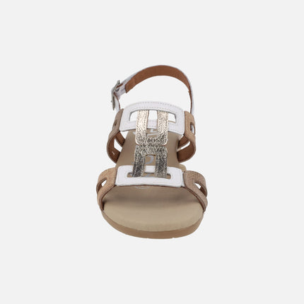 Sandalias de piel combinadas con tacón bajo