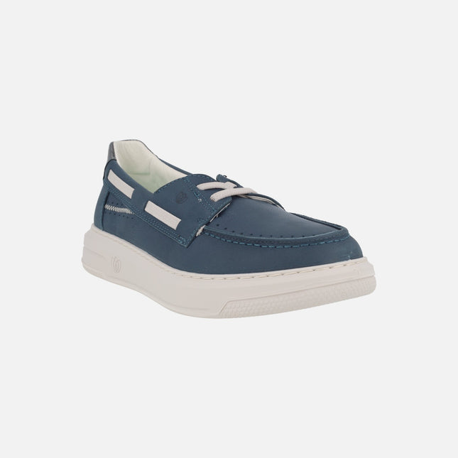 Boating shoes in nubuck leather with elastic bands