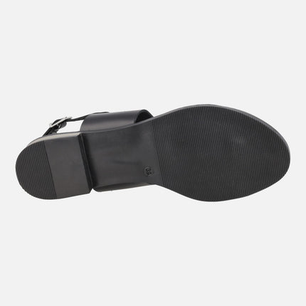 Sandalias de piel con tacón bajo metalizado y pieza efecto anillo