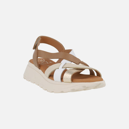 Sandalias de piel con tiras combinadas y cierre de velcro