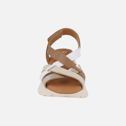 Sandalias de piel con tiras combinadas y cierre de velcro
