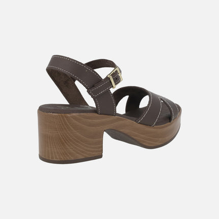 Leather sandals with wood effect platform