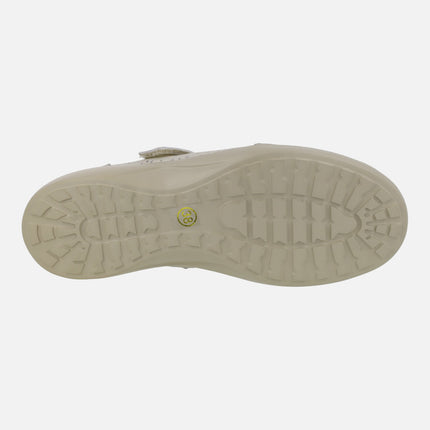 Mary jane style shoes Special width with velcro closure