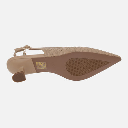 Zapatos de salón destalonados A-Vina con bordado de flores