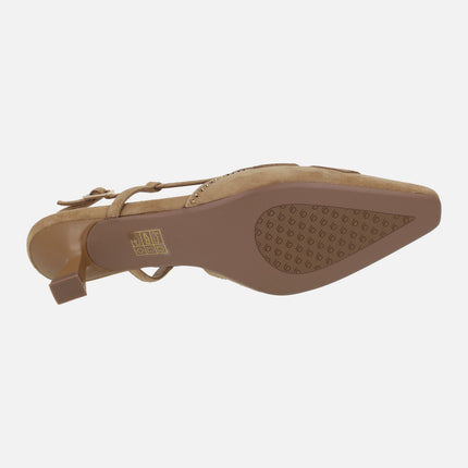 Zapatos destalonados en ante camel con copete de flecos A-Baikal