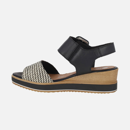 Sandalias de cuña con pala en tejido y cierre de velcro