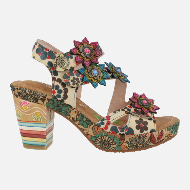 Sandalias de plataforma con tacones decorados Nellao 33 Beige