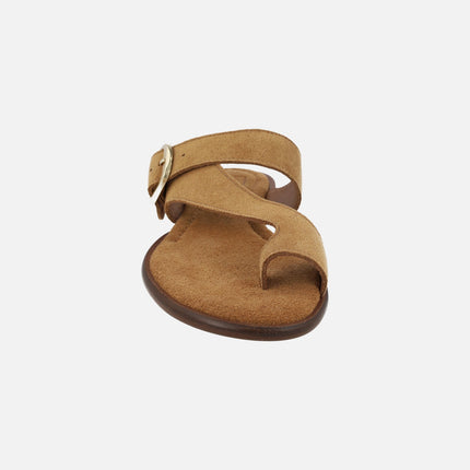 Camel suede flat sandals with toe piece Luli 26