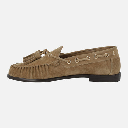 Mocasines de ante camel con puntera fruncida y borlas Shawnee