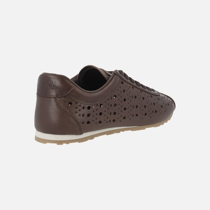 Deportivas marrones de piel con calados Logan