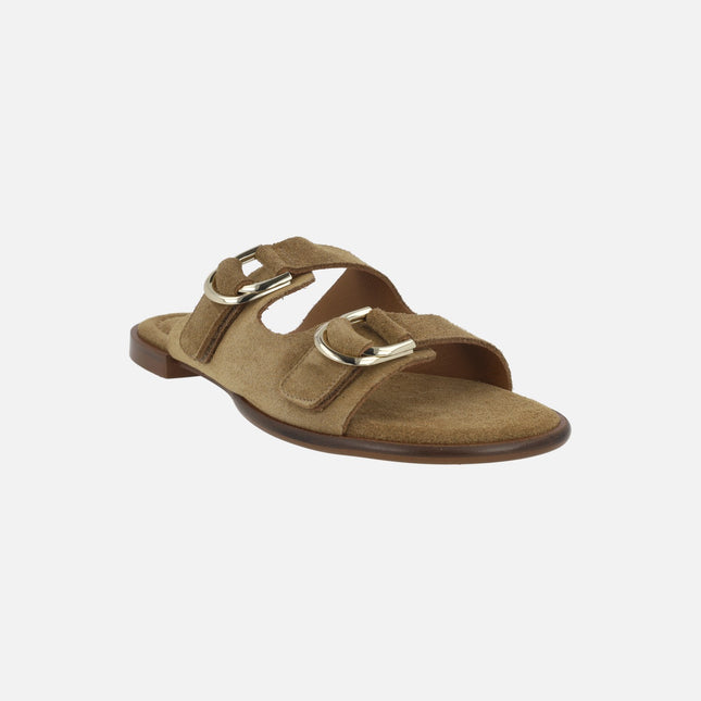 Sandalias planas en serraje taupe con hebillas Moji 26