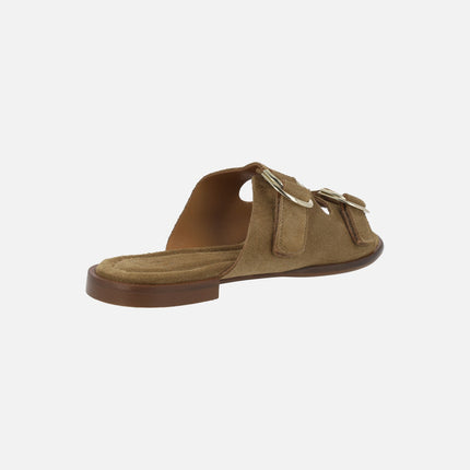 Sandalias planas en serraje taupe con hebillas Moji 26