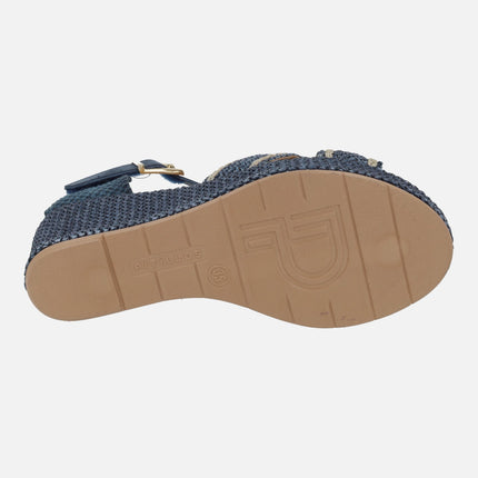 Sandalias de rafia con cuña media y pulsera al tobillo