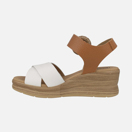 Sandalias de cuña en combinado blanco y cuero con cierre de velcro