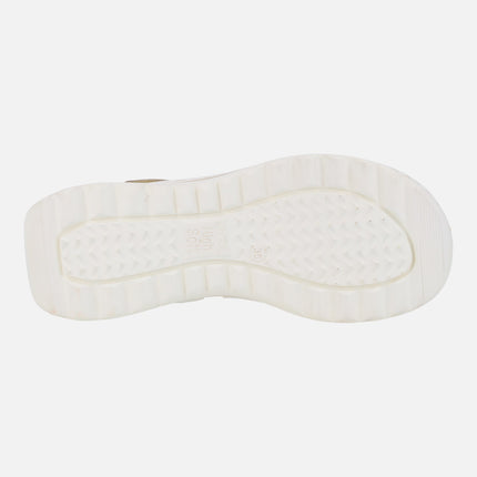 Sandalias confort con cierre de velcro y elásticos en combinado beige