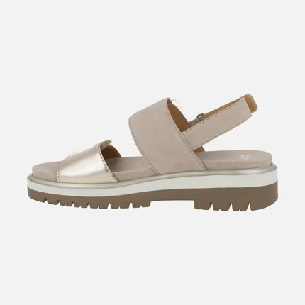Sandalias en combinado beige y oro con cierre de velcros