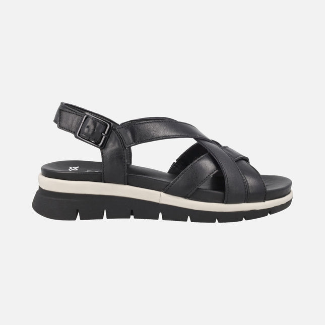 Sandalias de piel negras de tiras con cierre de hebilla