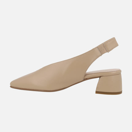 Zapatos de piel destalonados con tacón bajo