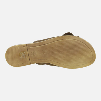 Sandalias planas estilo palas en serraje con lazo